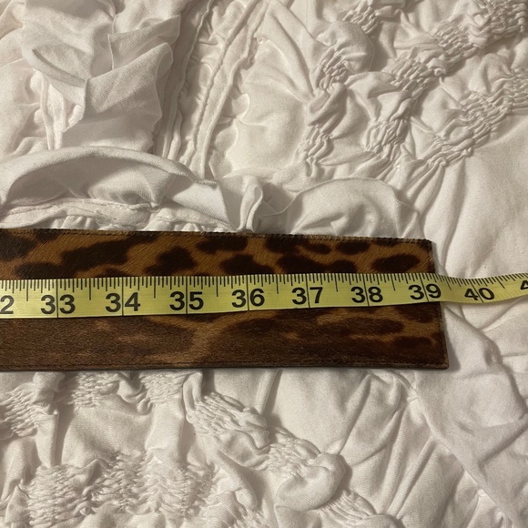 Luxury Designer Yves Saint Laurent Italy - Leopard Style Fur /Leather 39" long - Picture 6 of 6